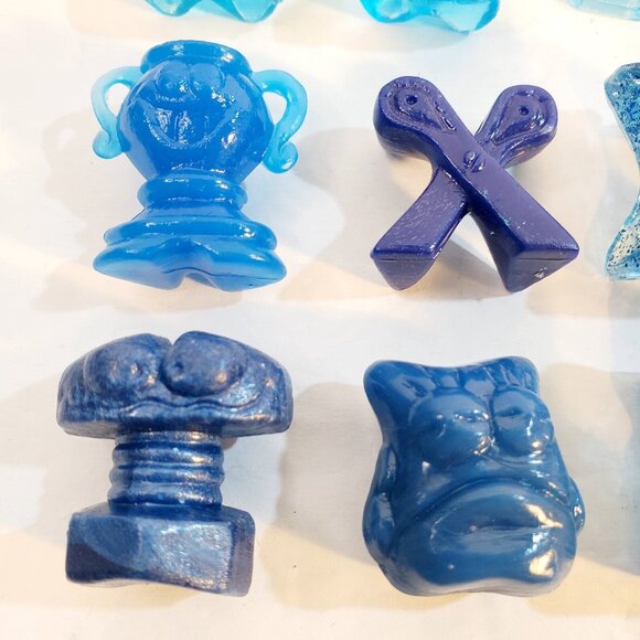 Vintage Mixed 1990's Gogos Crazy Bones Lot of 20 Various Blues Sizes .75" - 1" - Picture 2 of 10